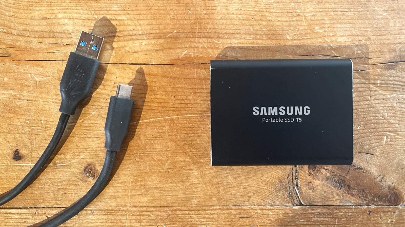 Samsung T5 - Photo 1 sur 1