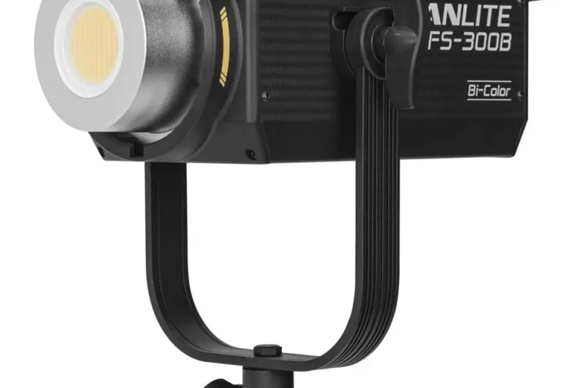Location Nanlite FS-300B - Lightyshare