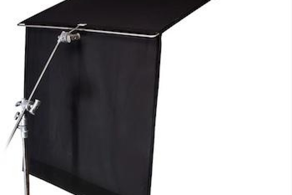 Location Avenger FLOPPY 120x120 cm - Lightyshare