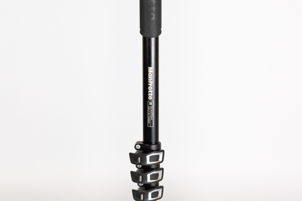 Location Monopod Pro MANFROTTO en carbone - Lightyshare