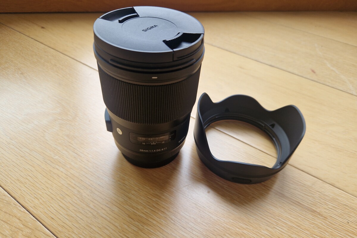 Location Sigma 28mm f1.4 DH HSM et bague d'adaptation EF-RF - Lightyshare