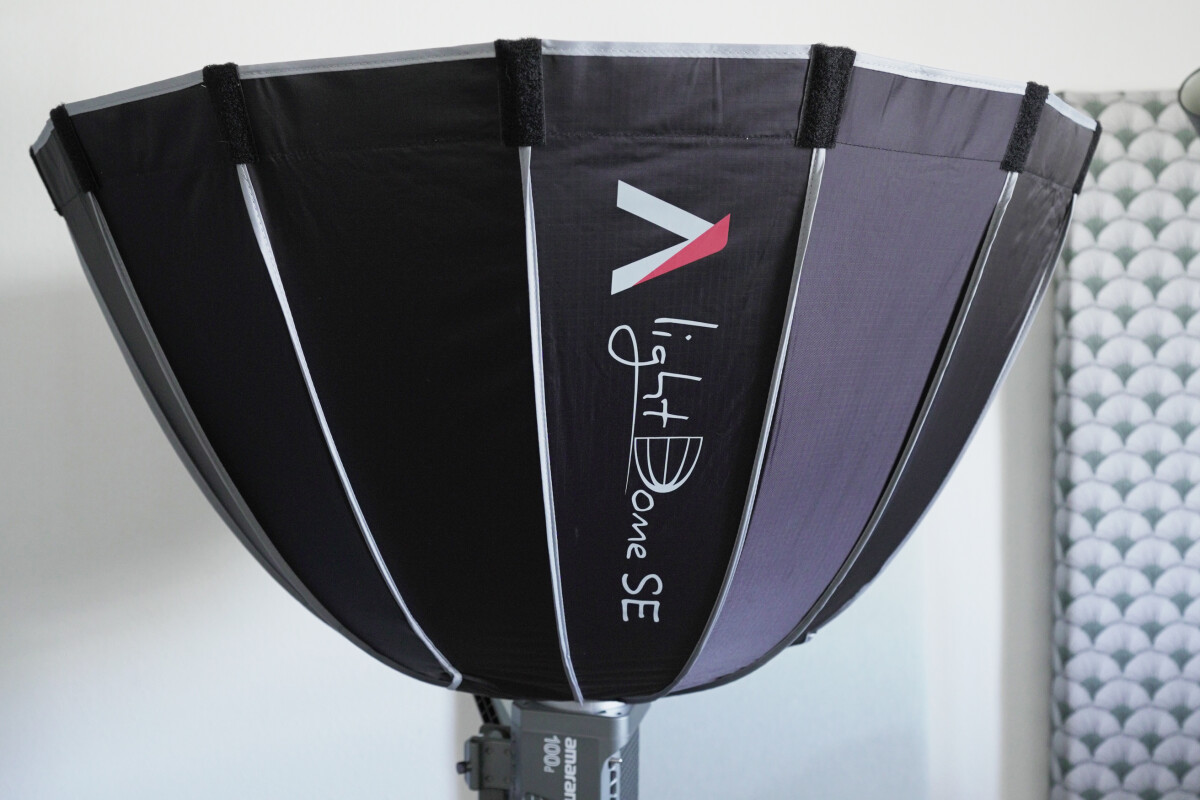 Location Aputure Amaran 100D + Light Dome SE + Pied - Lightyshare
