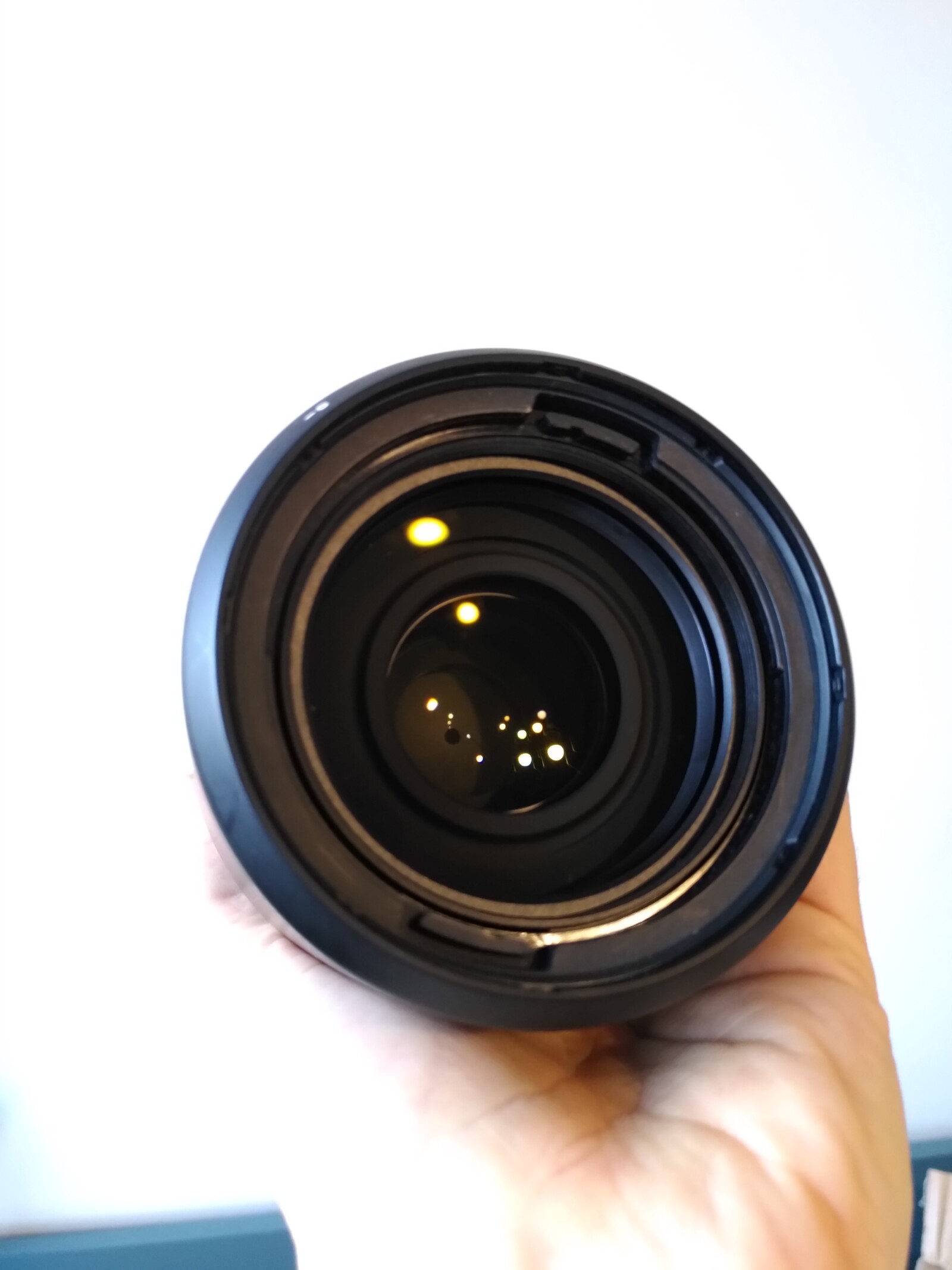 Tamron 70-180mm F/2.8 Di III VXD pour Sony FE - Photo 2 sur 3