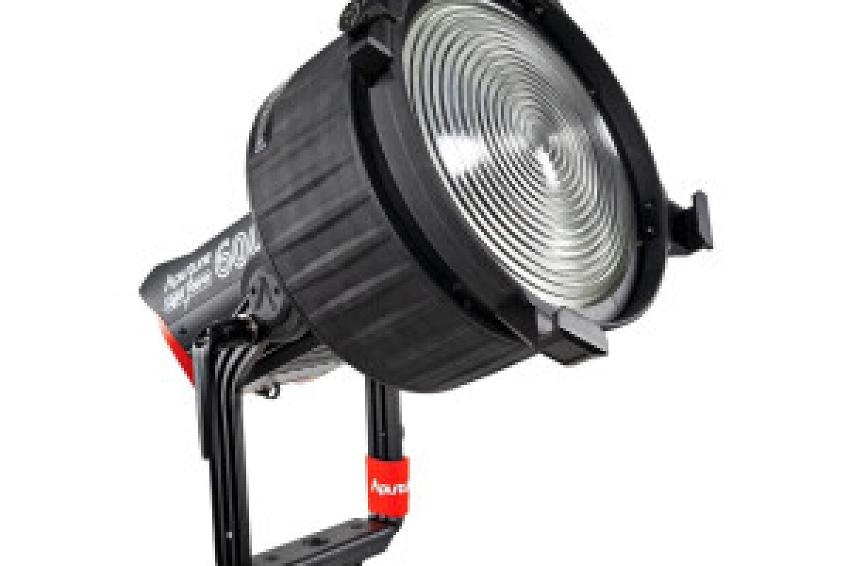 Location Aputure fresnel F10 - Lightyshare