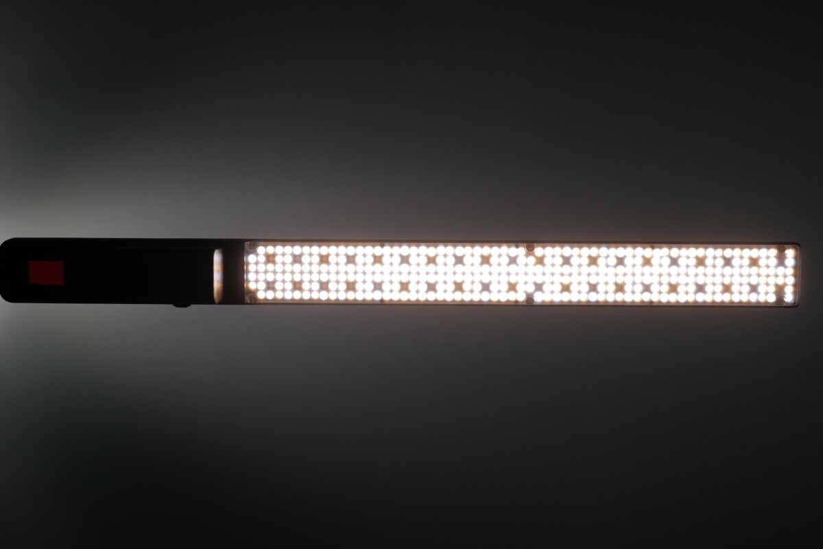 Location Lumière Led (style tube) idéal tournage ! - Lightyshare