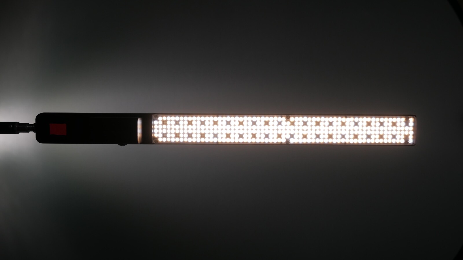 Lumière Led (style tube) idéal tournage ! - Photo 1 sur 5