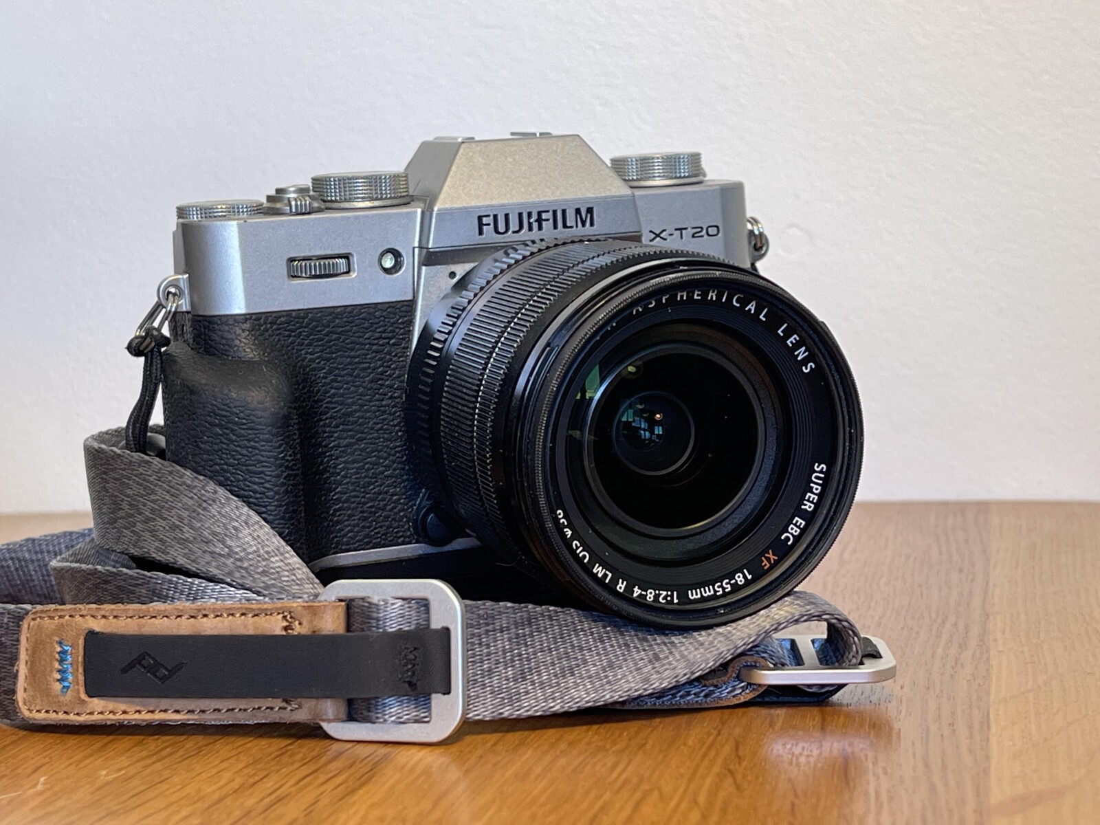 FUJIFILM X-T20, avec double objectif et accessoires. - Photo 2 sur 4
