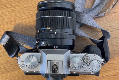 Location FUJIFILM X-T20, avec double objectif et accessoires.