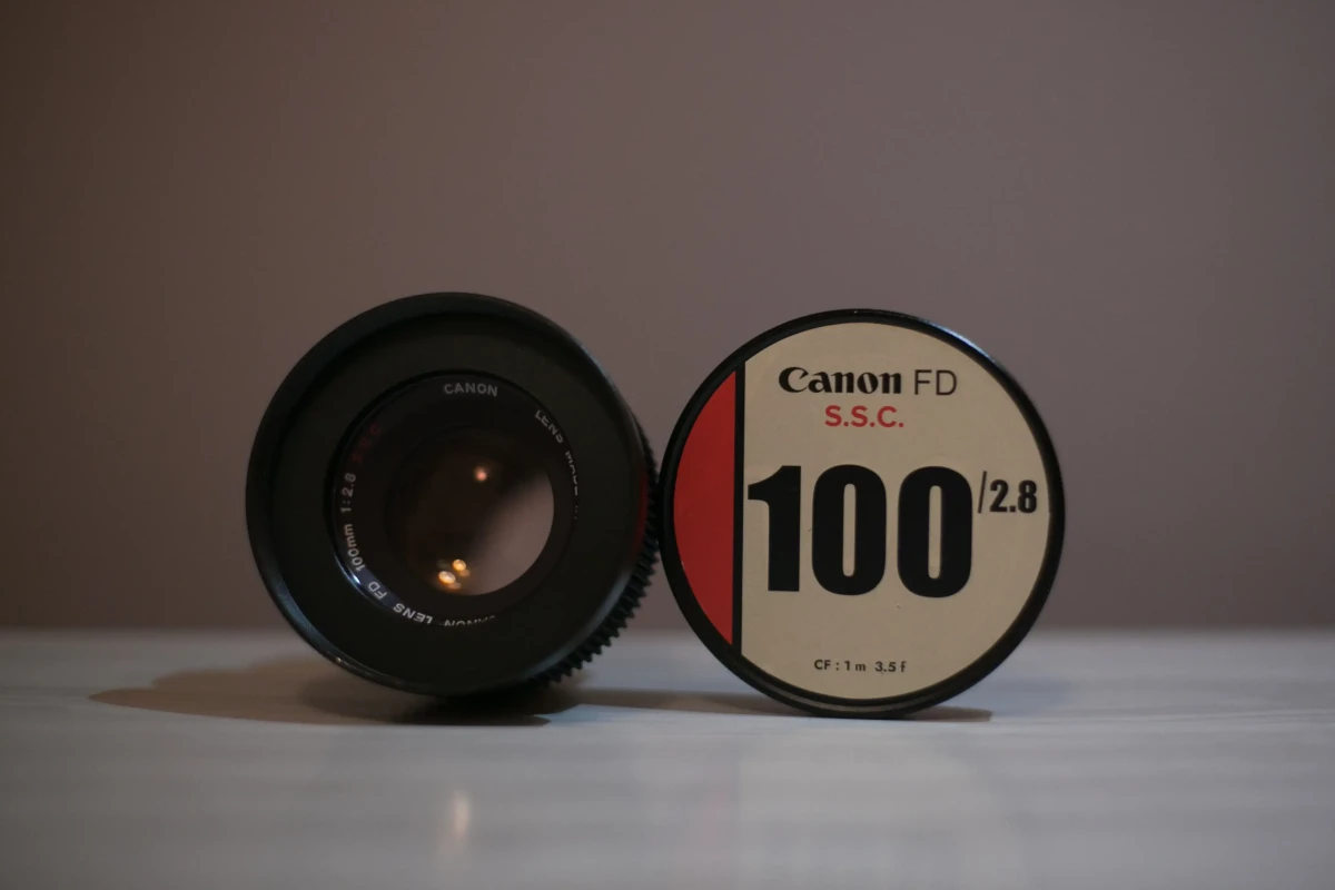 Location Canon FD 100mm F/1.8 SSC - Lightyshare