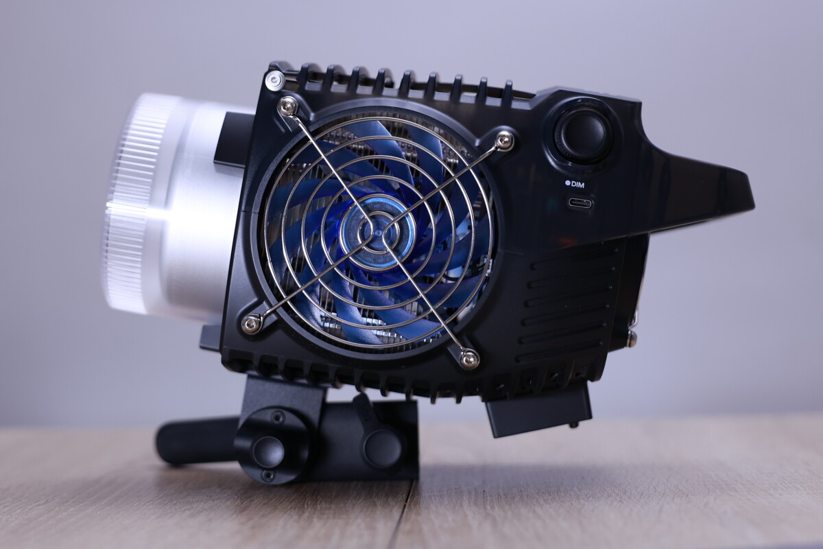 Location Zhiyun Molus G300 - Lightyshare