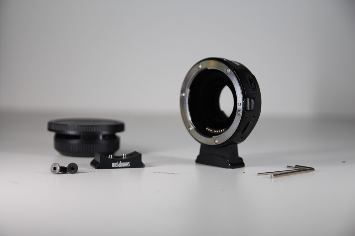 Location Metabones Canon EF to Micro 4/3 - Smart Adapter T - Lightyshare