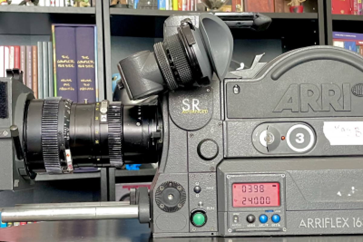 Location ARRI SR3 Super 16 - Lightyshare