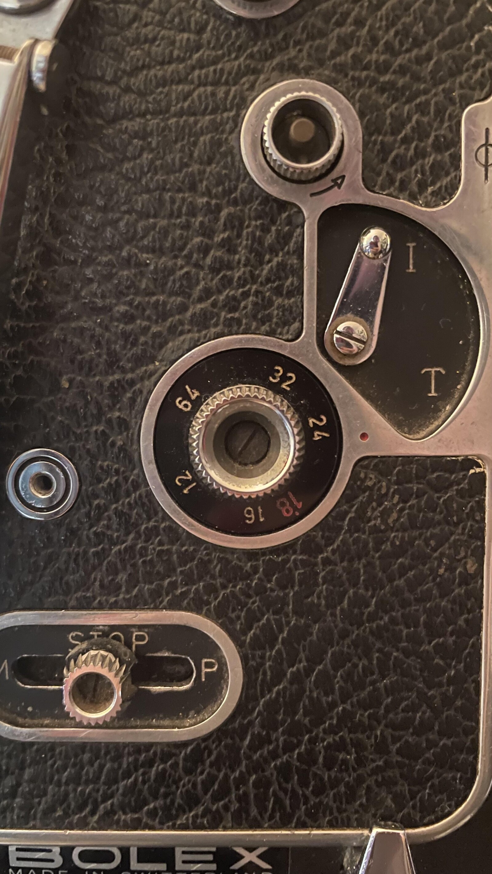 Bolex H16 Reflex avec un zoom 18 - 90 - Photo 2 sur 3