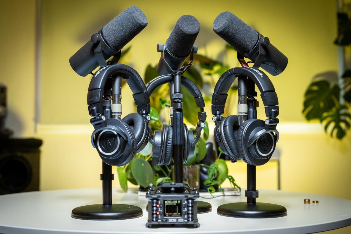 Location Kit Podcast emission radio COMPLET - Zoom F6 + Shure SM7b x3 + fethead x3 + bras x3 audio - Lightyshare