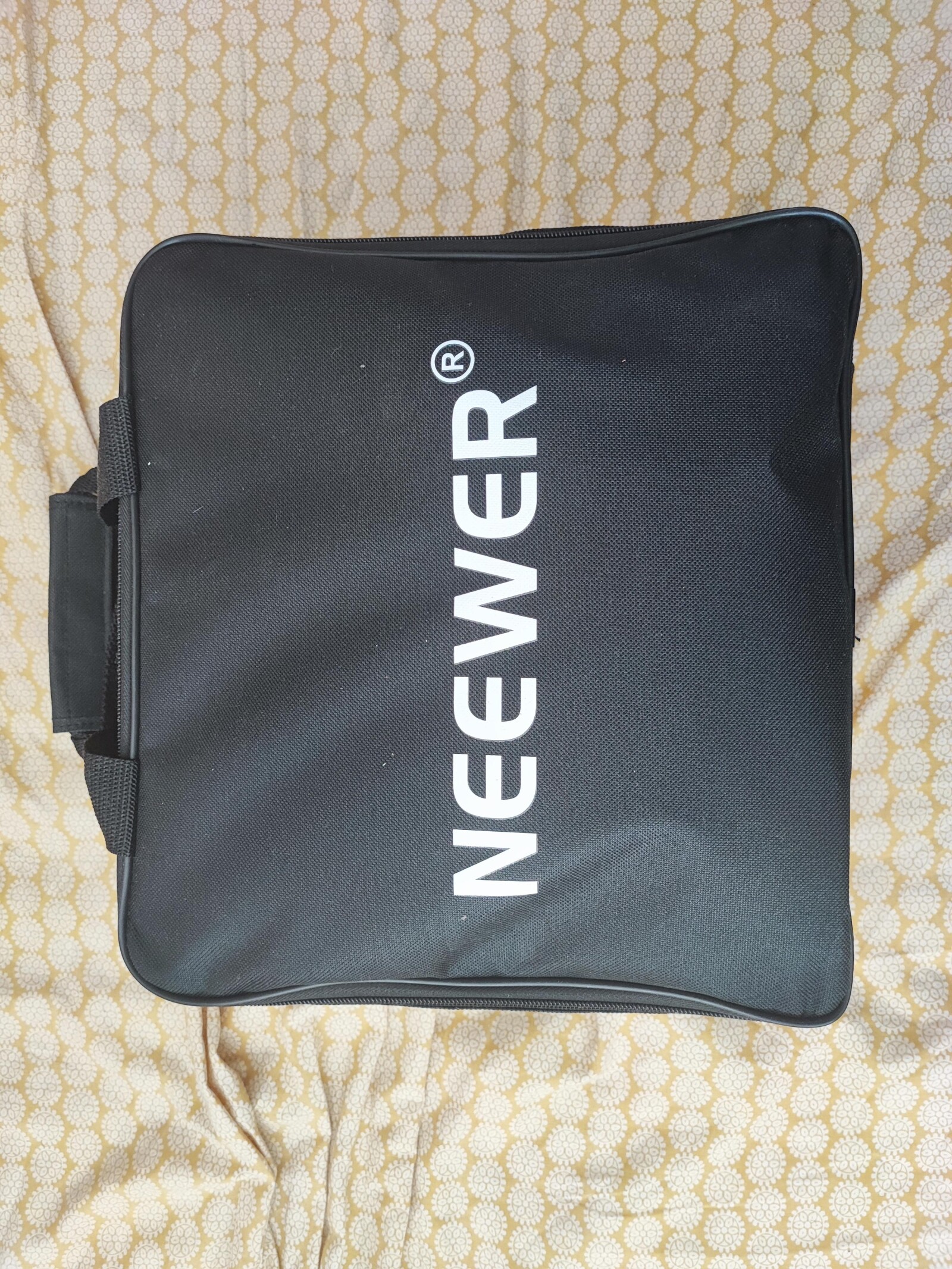 Neewer 660 LED Panneau (x2) - Photo 6 sur 9
