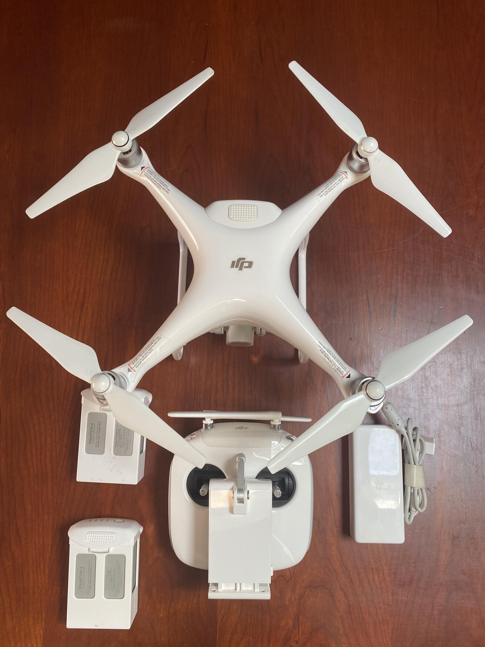 DJI Phantom 4 - Photo 2 sur 3