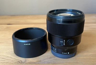 Location Sony 85mm F1.8 pour Monture E