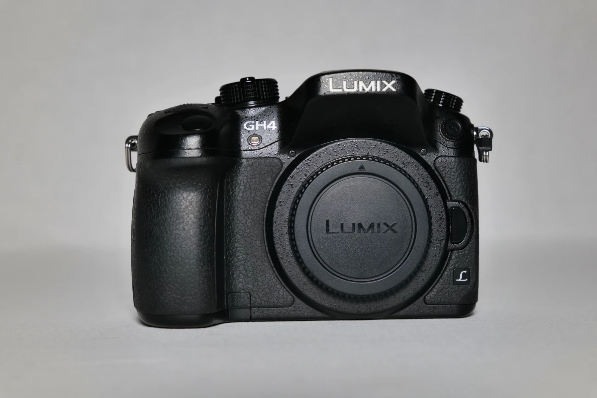 Location Gh4 + 2 focales fixes - Lightyshare