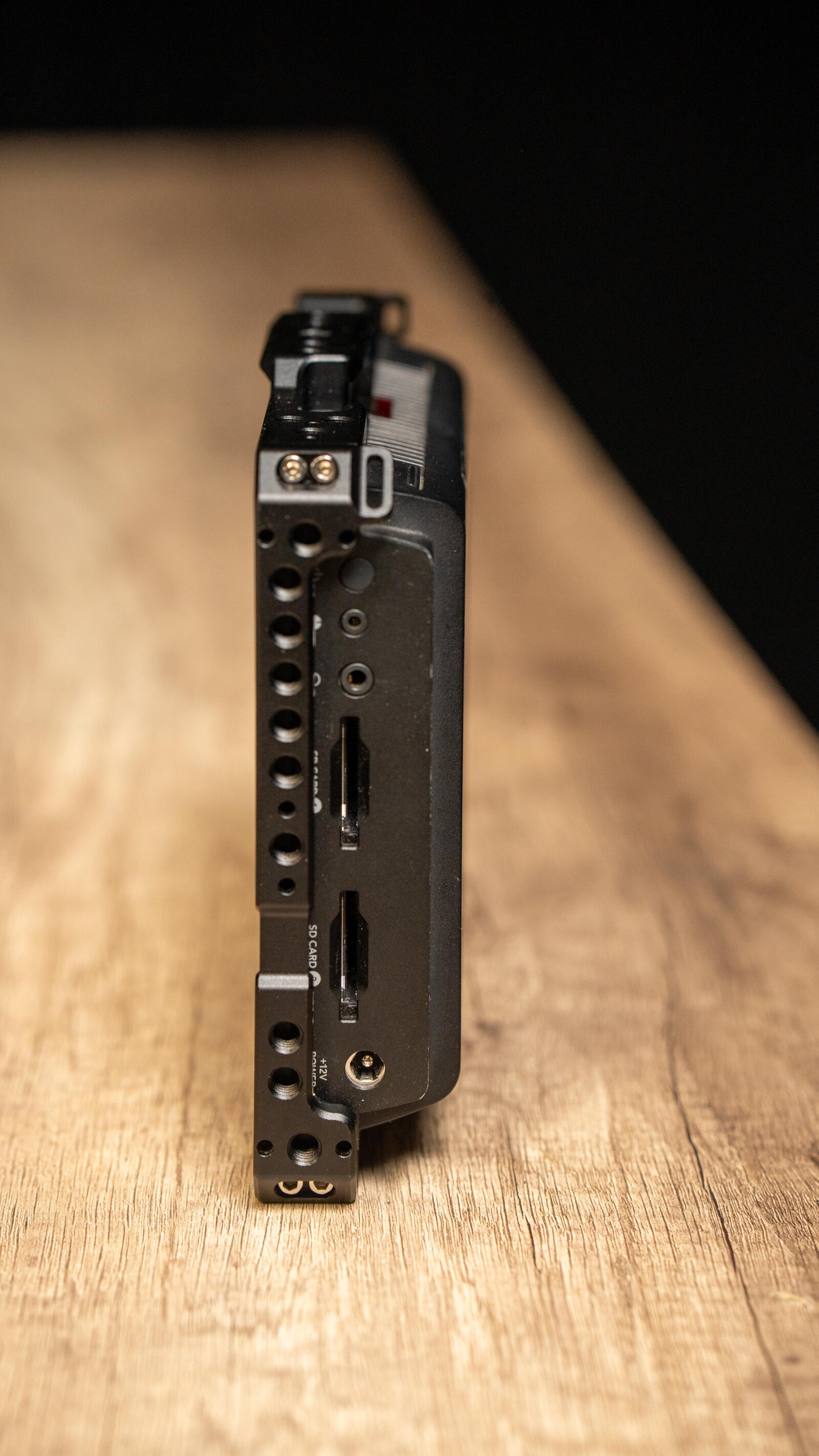 Blackmagic Design VIDEO ASSIT 4 K 7“ - Photo 4 sur 4