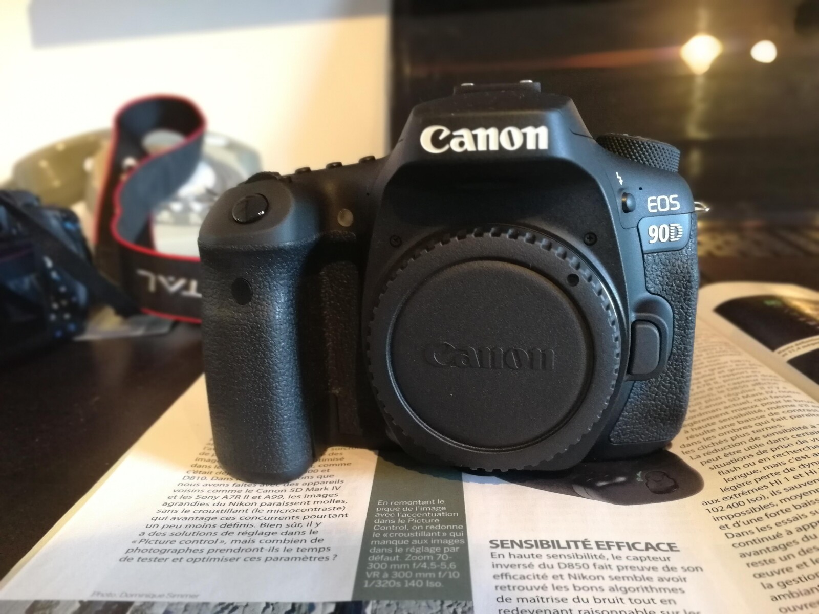 CANON 90D | BOITIER NU - Photo 1 sur 2