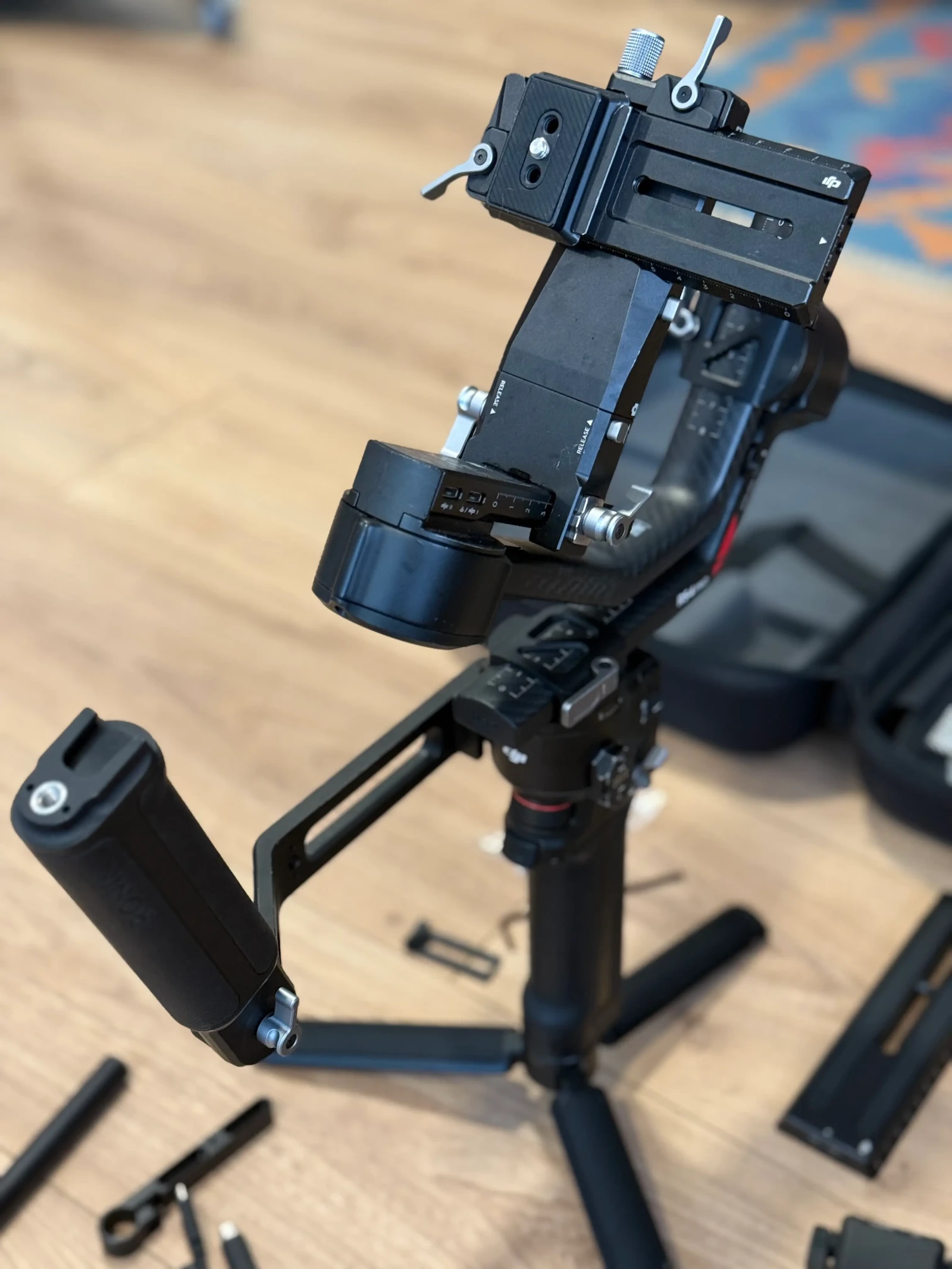 DJI RS4 PRO - Photo 2 sur 6