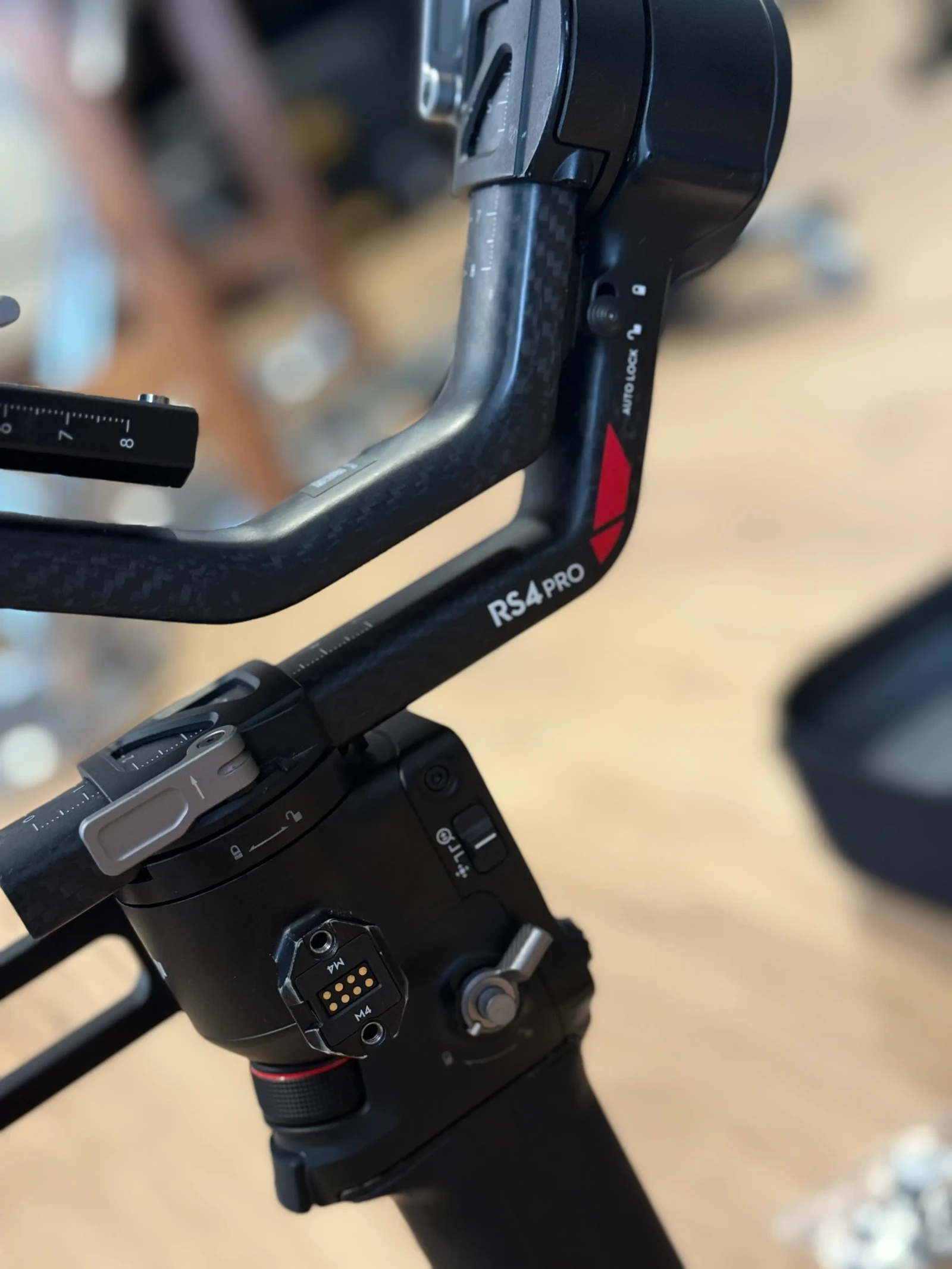 DJI RS4 PRO - Photo 4 sur 6