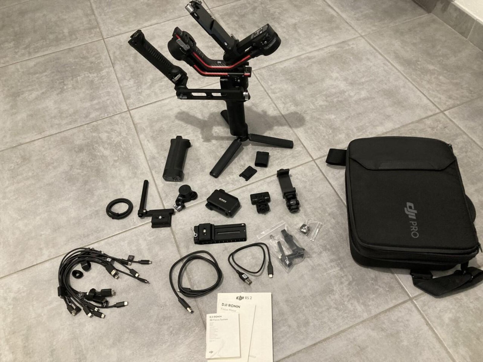 DJI RS 2 Pro Combo avec 3D Focus - Photo 1 sur 1