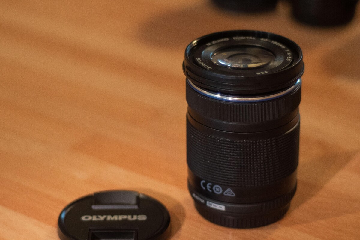 Location OBJECTIF Olympus M.Zuiko 40-150 mm f/4.0-5.6 - Lightyshare