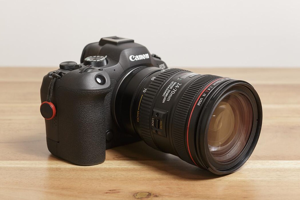 Location Pack Canon R6 Mark II + Objectif Canon EF 24-70mm f/4L IS USM - Lightyshare