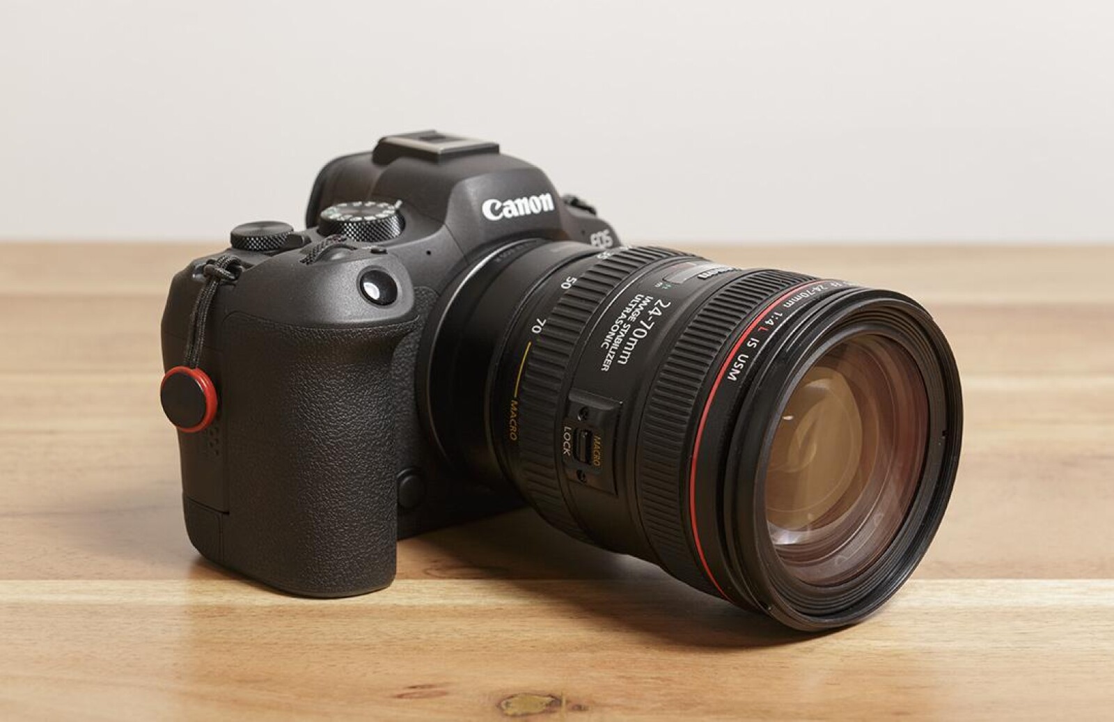Pack Canon R6 Mark II + Objectif Canon EF 24-70mm f/4L IS USM - Photo 1 sur 5
