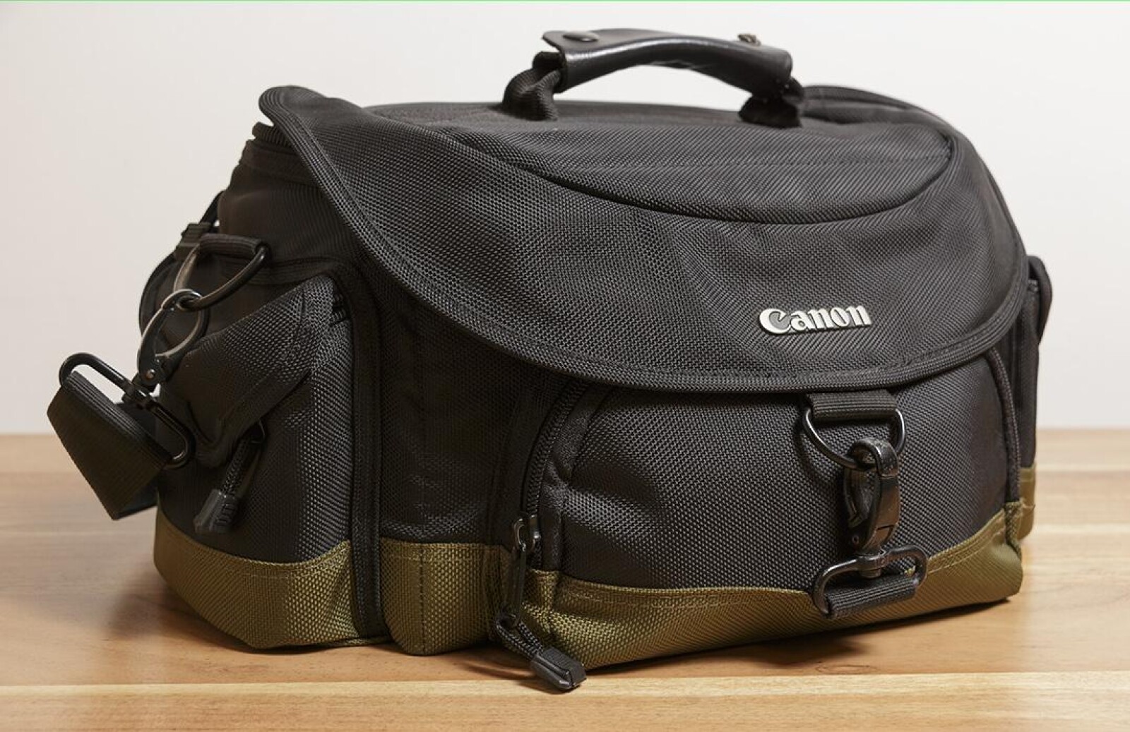 Pack Canon R6 Mark II + Objectif Canon EF 24-70mm f/4L IS USM - Photo 5 sur 5