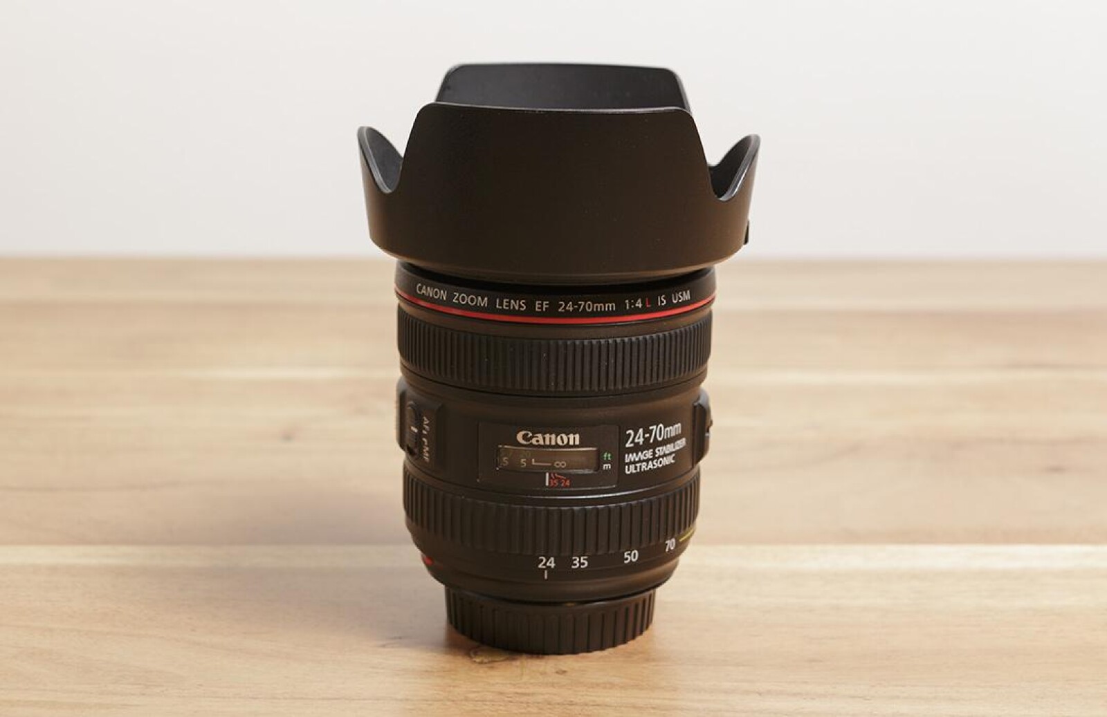 Pack Canon R6 Mark II + Objectifs Canon EF 24-70mm f/4L IS et EF 70-200mm f/4L IS - Photo 4 sur 6