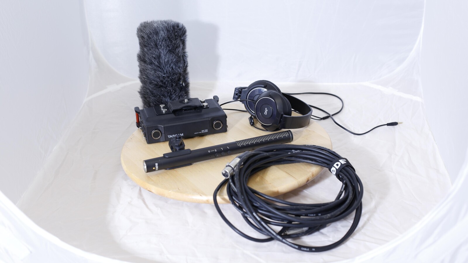 Kit son Tascam DR-70D - Rode NTG4+ avec accessoires et perche - Photo 1 sur 5