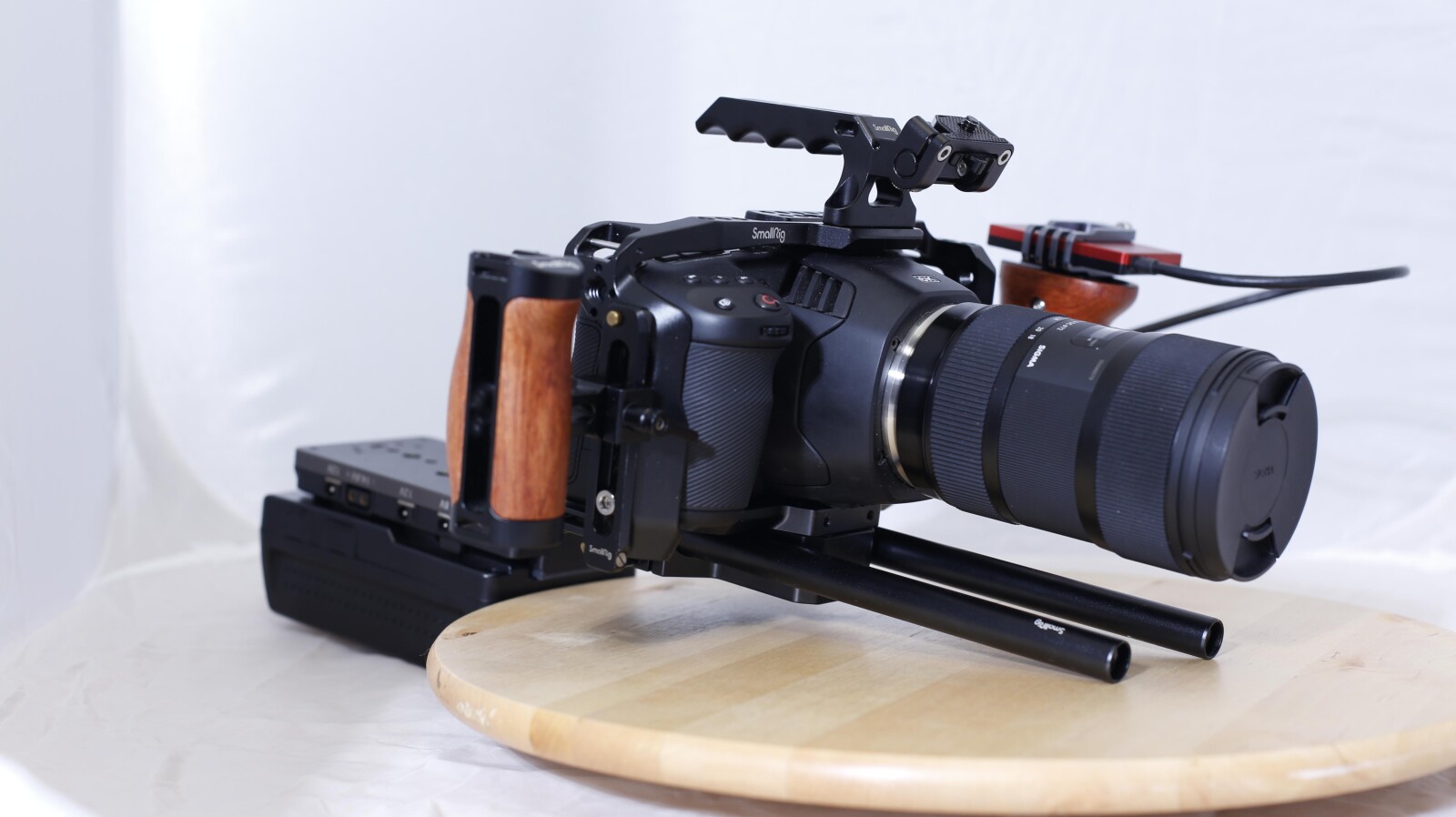 Kit Tournage Blackmagic Pocket 6k  - Photo 3 sur 5