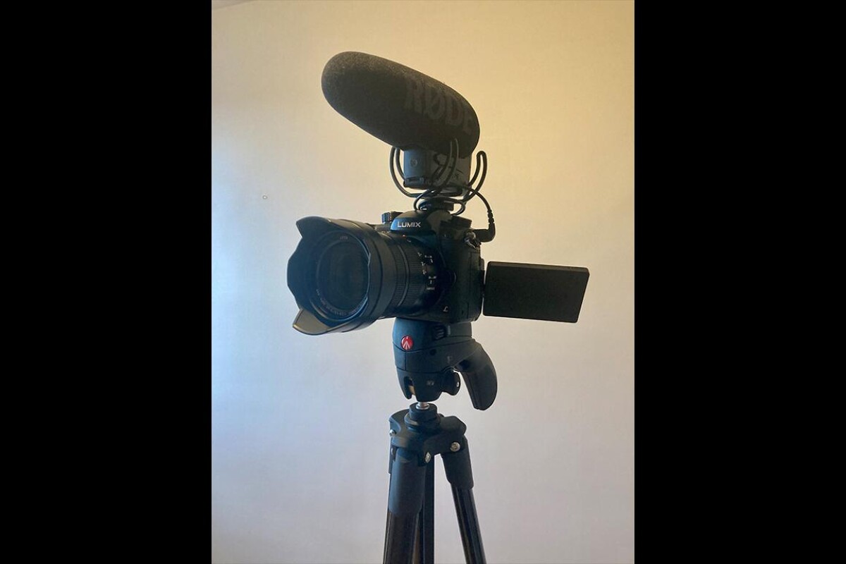 Location Lumix GH5 + objectifs + micro + trépied - Lightyshare