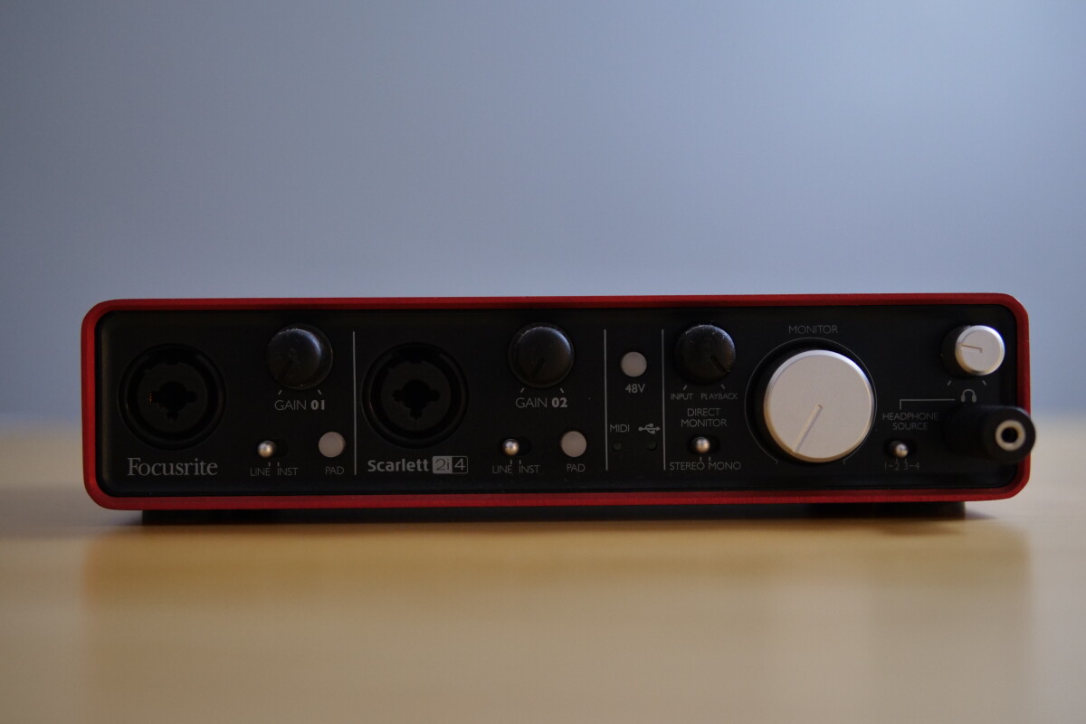 Location Carte Son Focusrite Scarlette 2i4 2nd Gen - Lightyshare