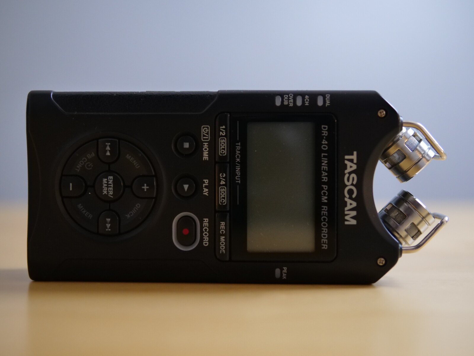 Enregistreur Tascam DR-40 - Photo 1 sur 2