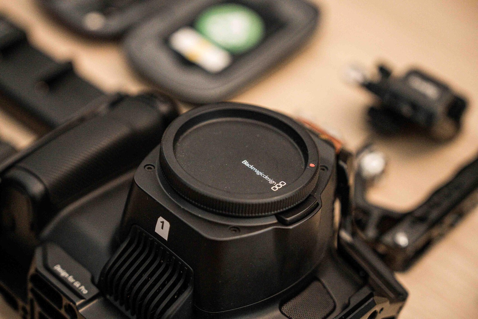 Blackmagic Design Pocket Cinema Camera 6K Pro - Photo 3 sur 5