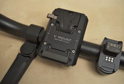 Location Ring Grip + plaque V-mount + D-Tap x4