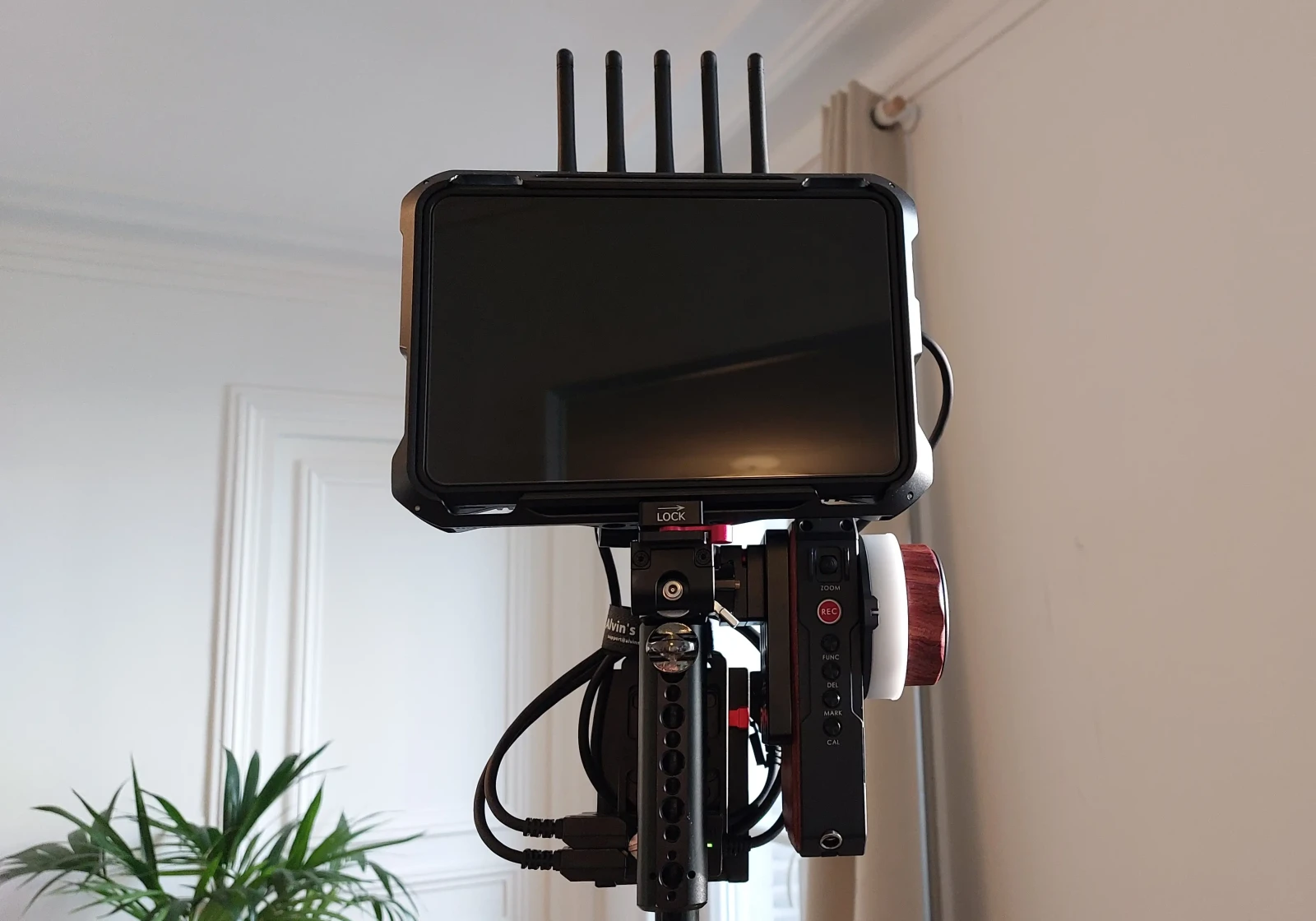 Atomos SHINOBI 7 - Photo 2 sur 2