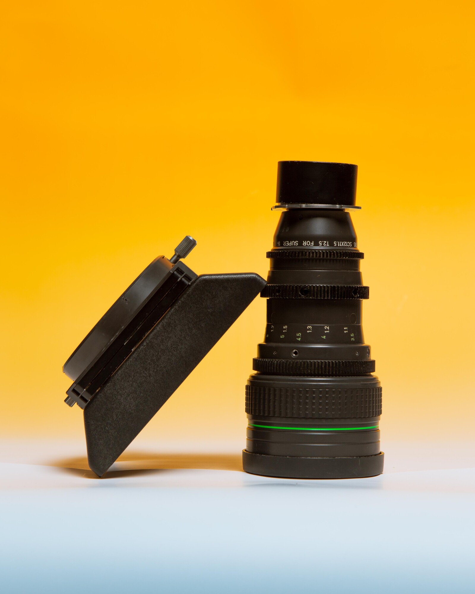 Canon 11.5 - 138 T2.5 PL super16 zoom LENS - Photo 3 sur 6