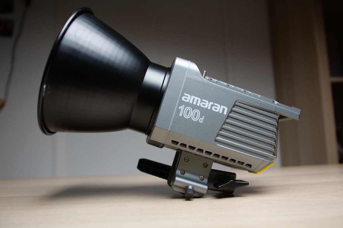 Location Amaran Aputure 100d  - Lightyshare