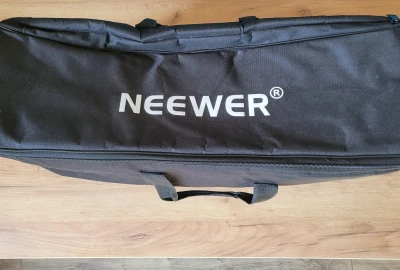 Location Neewer 660 LED Bi-Color