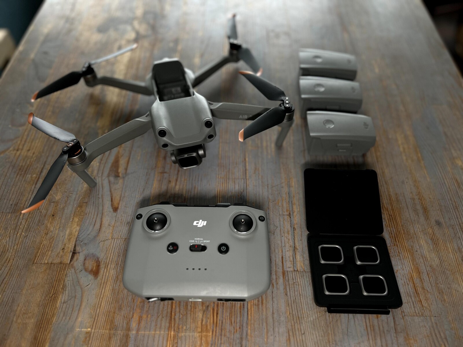 Drone DJI Mavic Air 2s combo - Photo 2 sur 2
