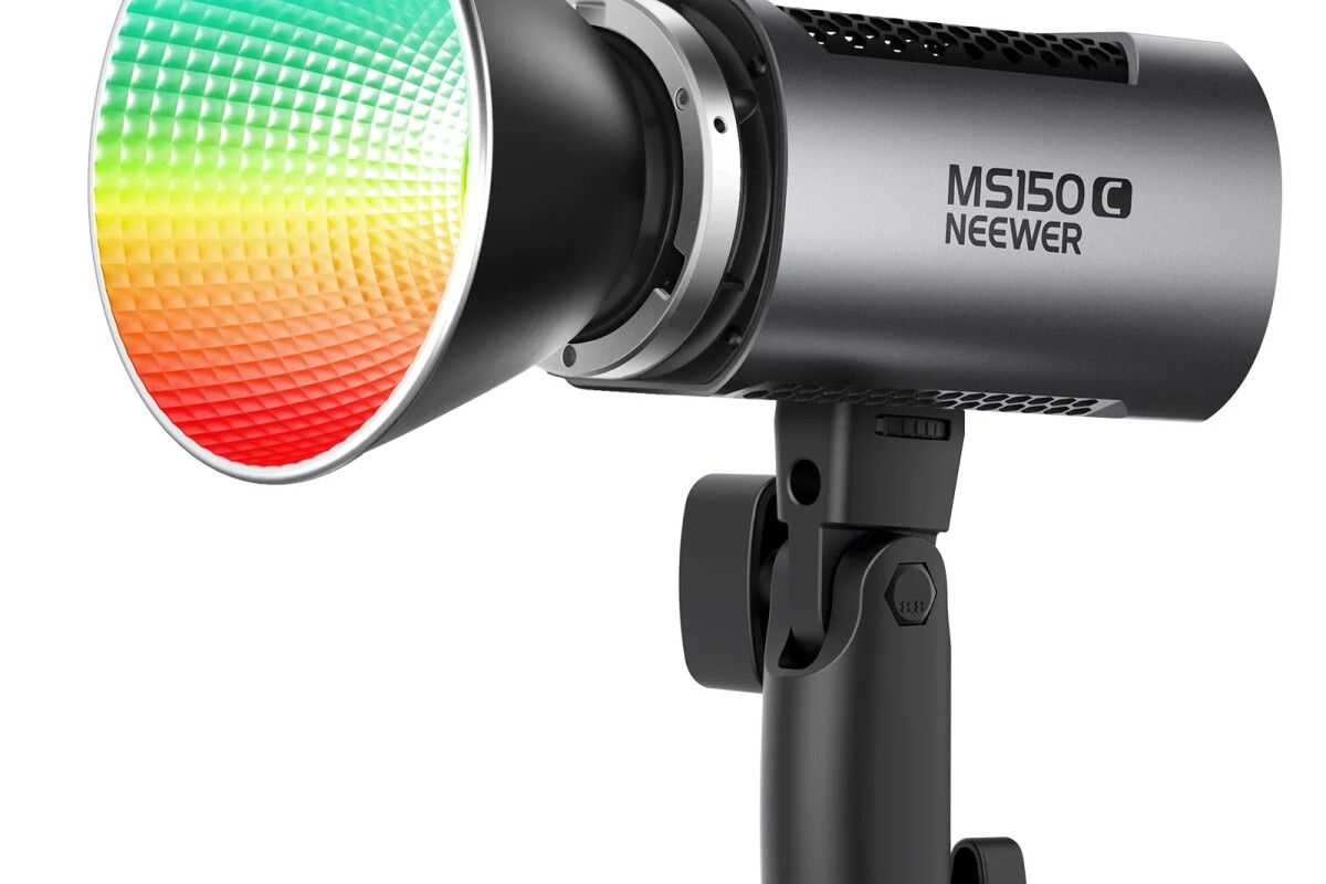 Location Neewer MS150C LED RGB 150W - Lightyshare