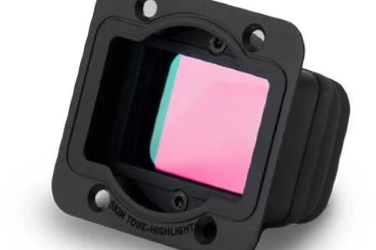 Location RED OLPF Skin Tone Highlight - Lightyshare