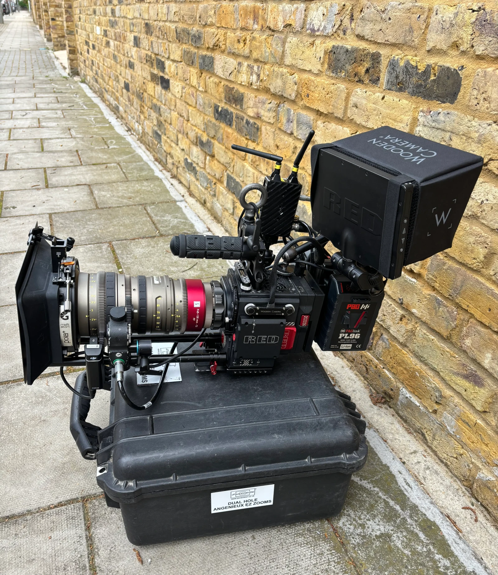 RED DSMC2 MONSTRO 8K VV - Photo 1 sur 1