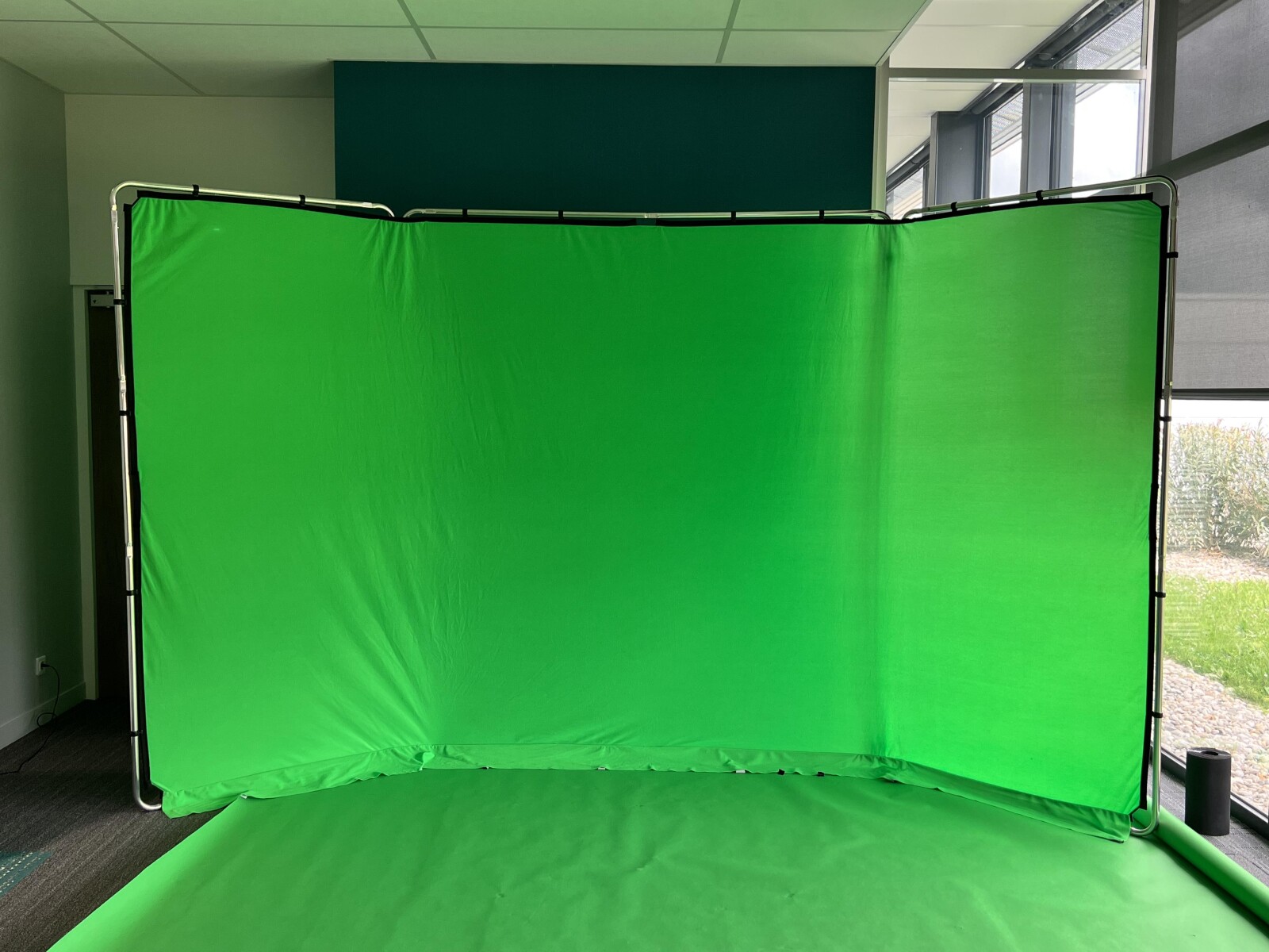FOND VERT PANORAMIQUE 4M LASTOLITE - Photo 1 sur 2