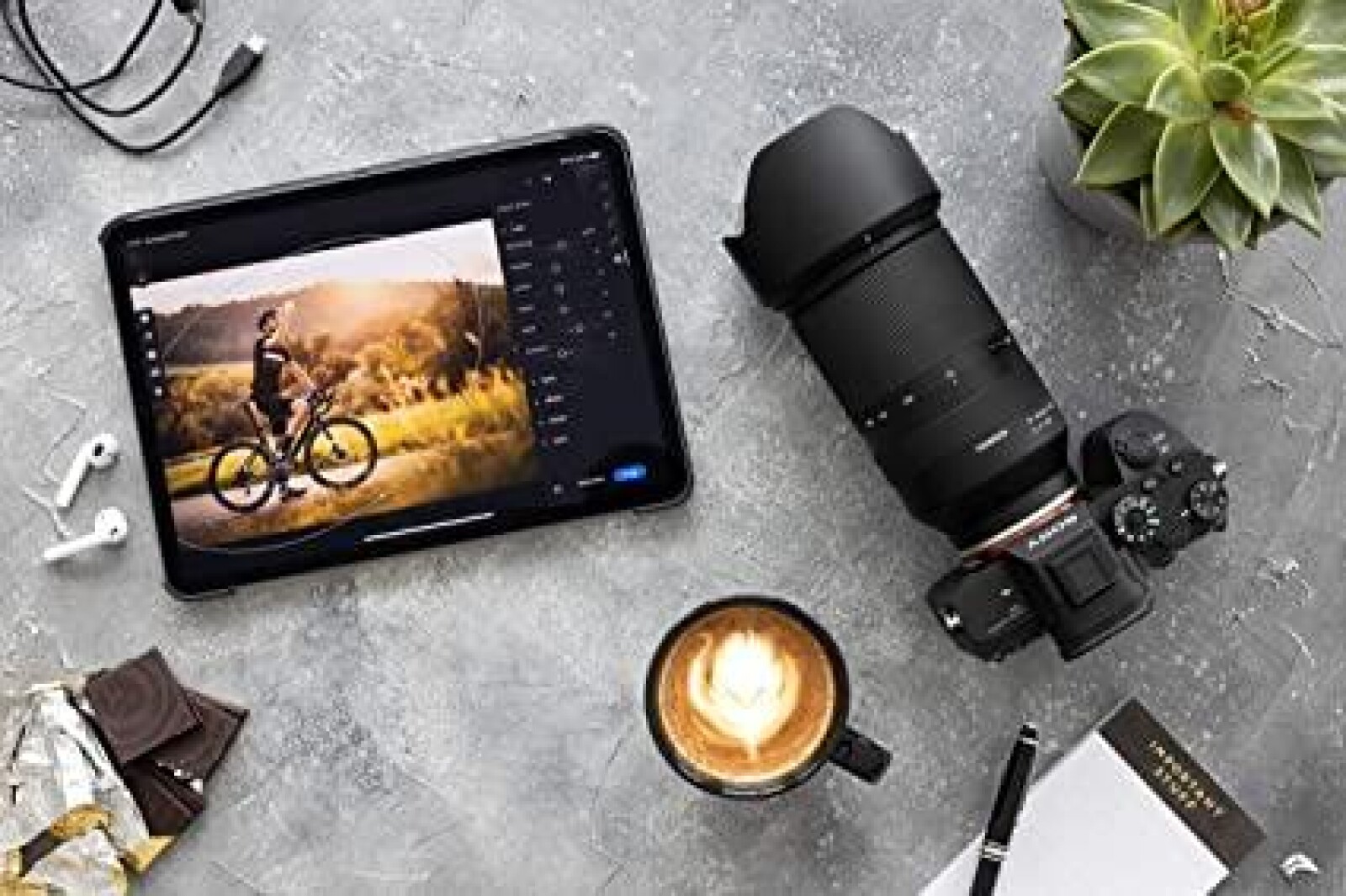Objectif TAMRON 70-180mm F/2.8 Di III VXD - Photo 2 sur 4