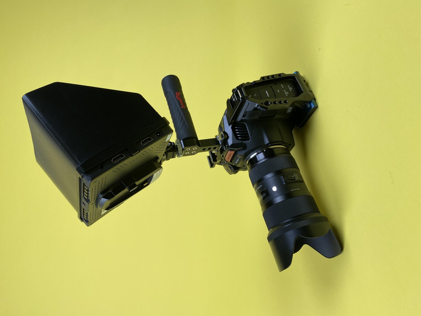Blackmagic 6k PRO (BMCC) + Sigma 18-25 - Photo 2 sur 4